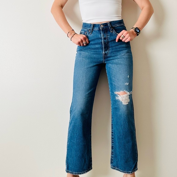 New Levi's premium Ribcage Straight Ankle Jeans denim blue distressed - Picture 2 of 7
